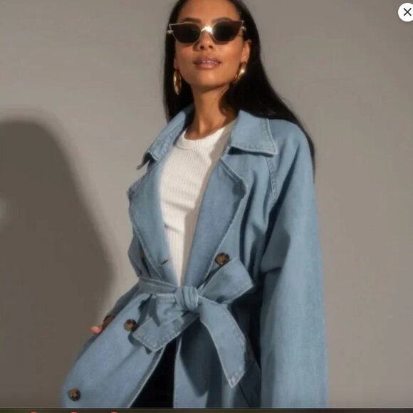 NWOT 12th Tribe Cassis Light Wash Denim Trench Coat - Picture 2 of 2